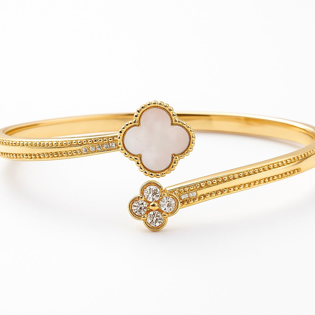 Bracelete Clover Charm